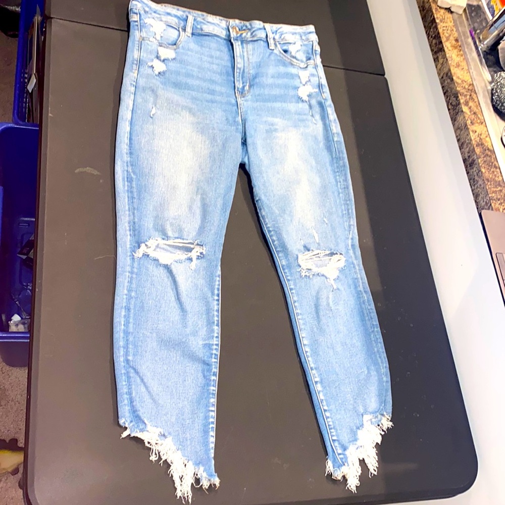 Women’s American Eagle NE(X)T Level High Waisted Jegging Crop. Size 16.